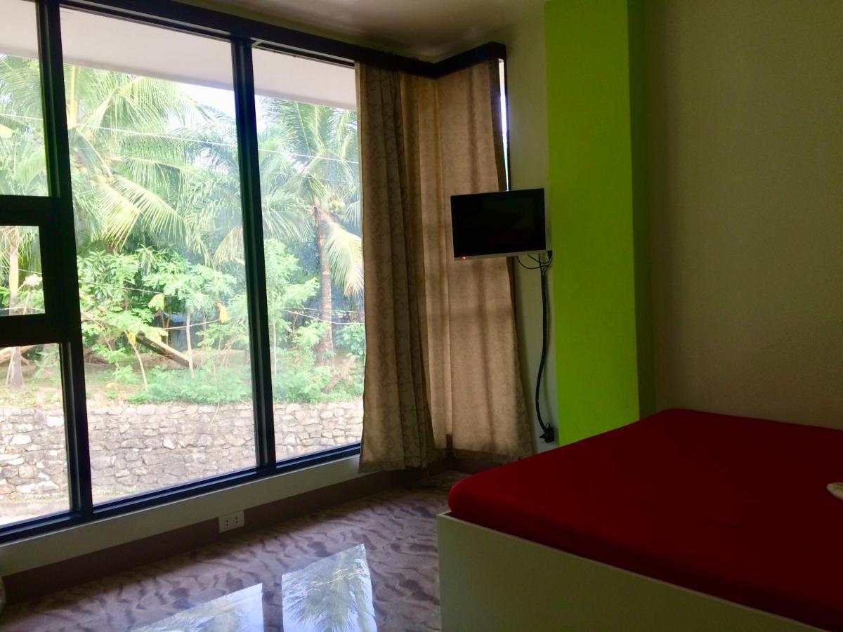 Lcf - Bb Hotel Romblon Экстерьер фото