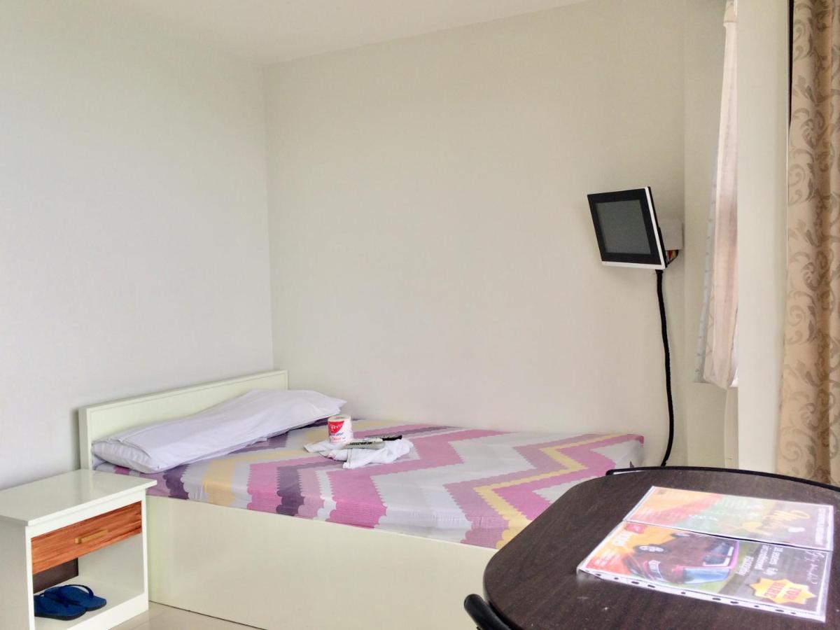 Lcf - Bb Hotel Romblon Экстерьер фото